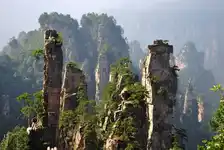 印象张家界2: 长沙.韶山.张家界.金鞭溪.天门山.红石林.凤凰古城 双飞6日