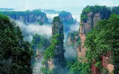 夕阳红海口/三亚/桂林/阳朔/北海三飞10日游