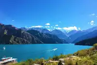 新疆天山天池一日游包车拼车酒店接