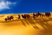 喀什民族风情、卡拉库里湖、达瓦昆沙漠双飞三日游