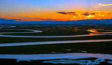 专列六号-巴音布鲁克+天山天池+吐鲁番+可可托海+喀纳斯+禾木+那拉提+赛里木湖+霍尔果斯口岸+薰衣草园+环北疆十日游