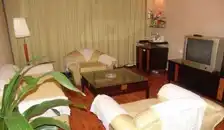 新百利酒店