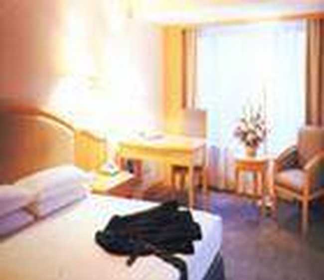 钢花大酒店,图三