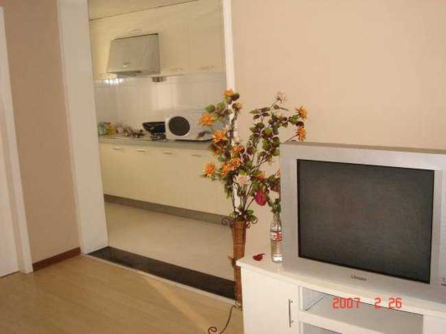 重庆佳怡解放碑短租经济公寓,图二