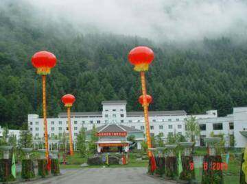 卧龙山庄,图一