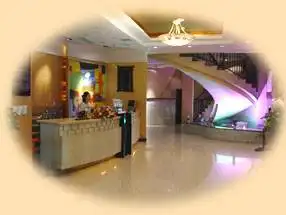 雨城大酒店,图二