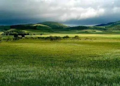 从草原到雪山 中国六条最经典的自驾线路