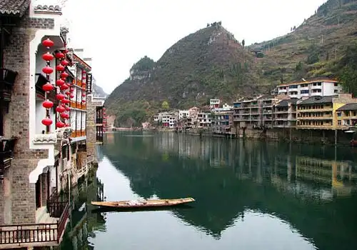走进镇远古镇 尽赏东方威尼斯风情