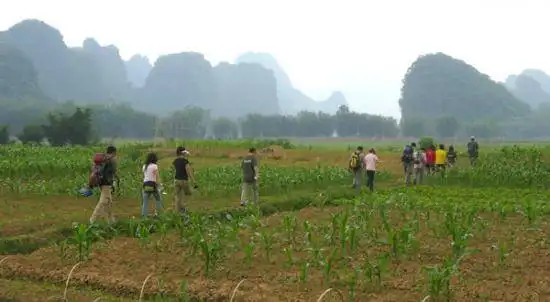 景色各不同 广东十大户外徒步探险路线推荐