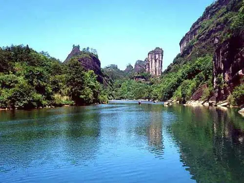 涓涓细流 武夷山九曲溪