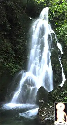 爱她 就让他背你上梵净山千层佛梯