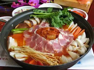 街头邂逅大牌明星 新年游韩国超值攻略