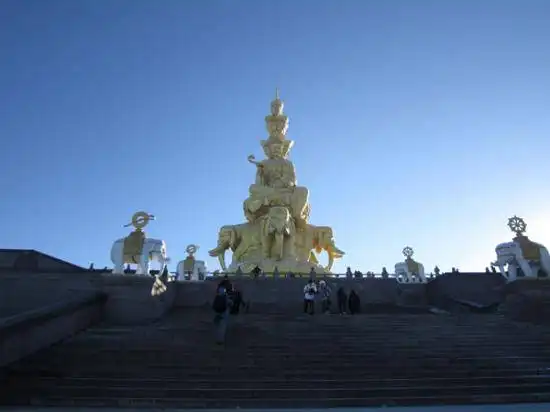 美丽峨眉山冬景迷人 峨眉山冬季旅游超强攻略