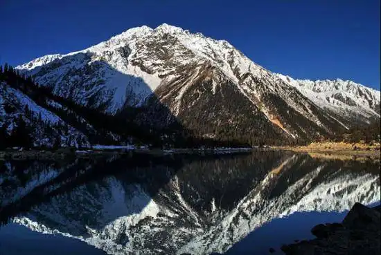 纵然心有万念 自驾穿越四川 也能心满意足