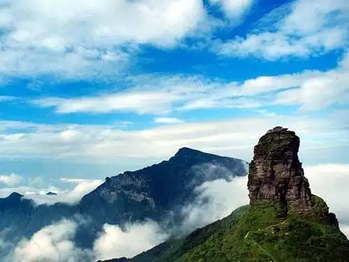 “武陵之巅”梵净山东线探险攀登巅峰