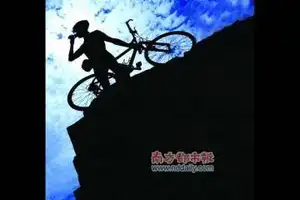 明媚三月骑自行车去旅行