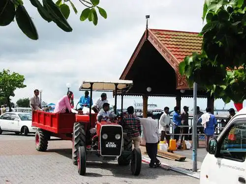 世界上最小最挤的首都-马累